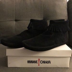 Minnetonka Fringe Leather Moccasins